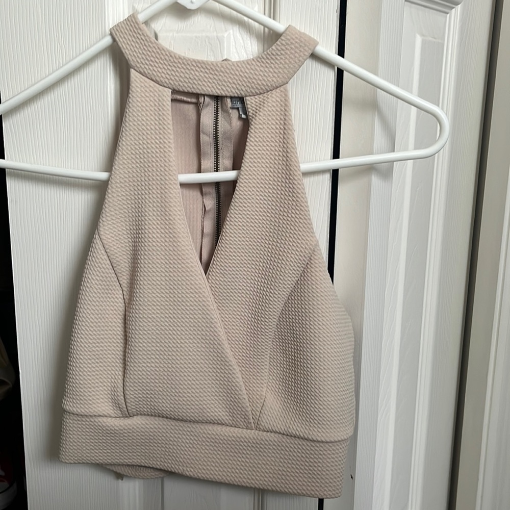 Crop top